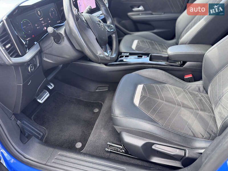 Внедорожник / Кроссовер Opel Mokka-e 2022 в Ивано-Франковске