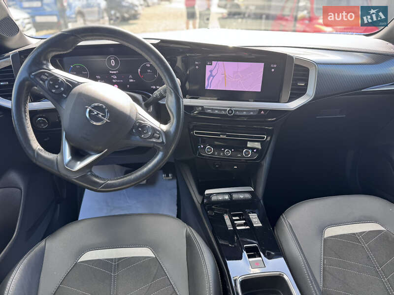 Внедорожник / Кроссовер Opel Mokka-e 2022 в Ивано-Франковске