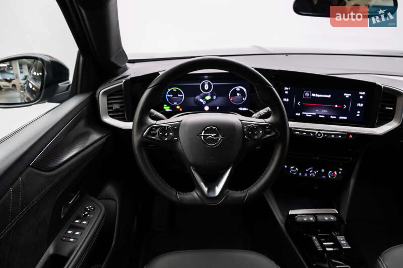 Внедорожник / Кроссовер Opel Mokka-e 2024 в Киеве