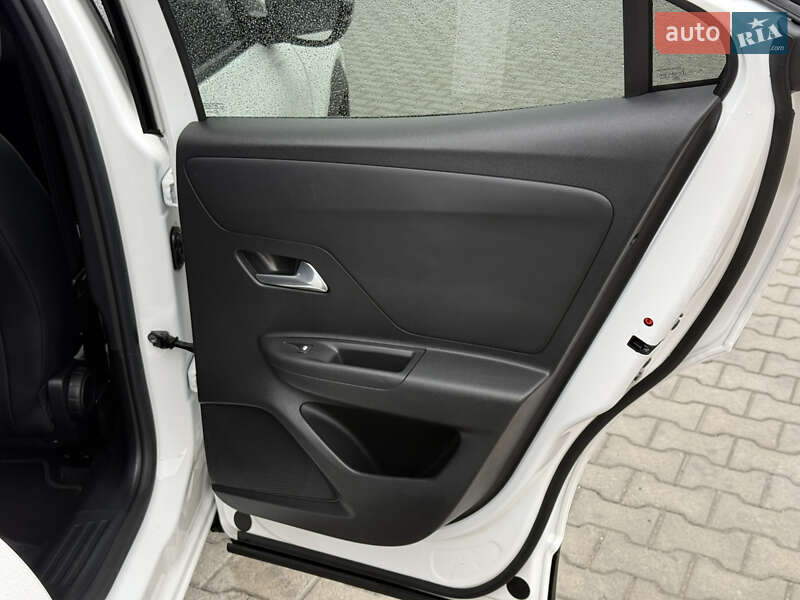 Внедорожник / Кроссовер Opel Mokka-e 2022 в Тернополе фото 72 Внедорожник / Кроссовер Opel Mokka-e 2022 в Тернополе