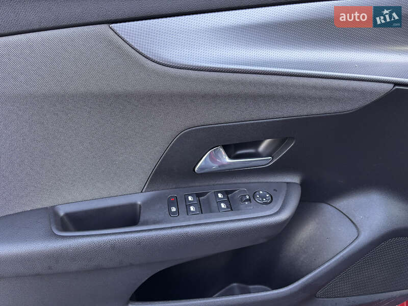 Позашляховик / Кросовер Opel Mokka-e 2022 в Києві