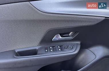 Внедорожник / Кроссовер Opel Mokka-e 2022 в 