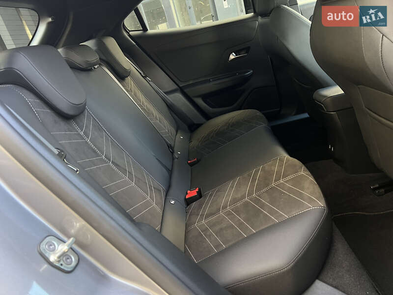 Позашляховик / Кросовер Opel Mokka-e 2025 в Львові фото 38 Позашляховик / Кросовер Opel Mokka-e 2025 в Львові