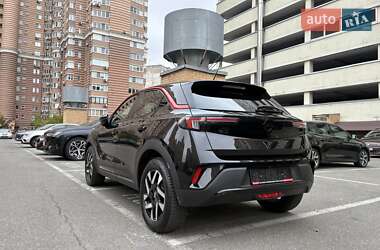 Позашляховик / Кросовер Opel Mokka-e 2023 в  фото 19 Позашляховик / Кросовер Opel Mokka-e 2023 в