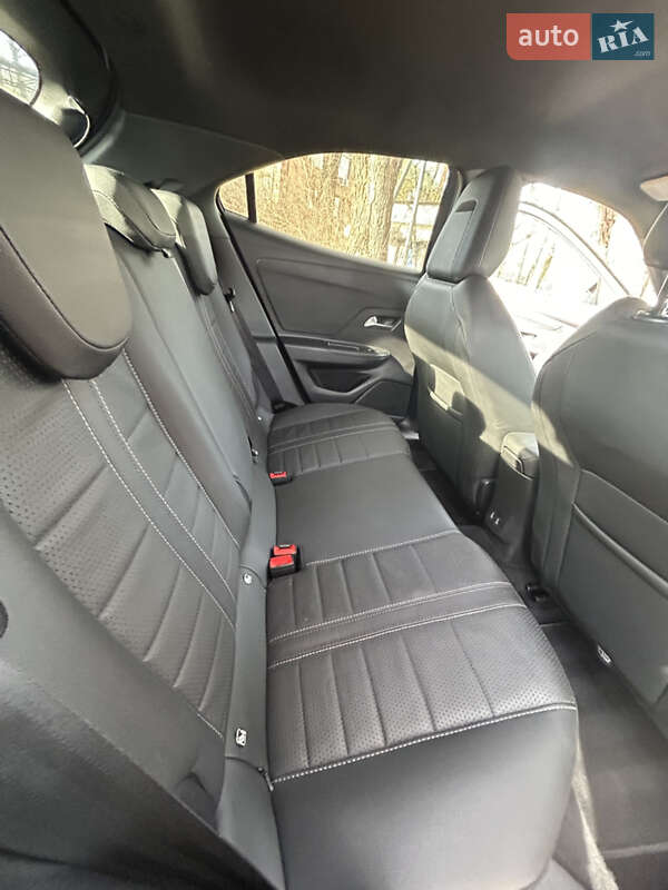 Позашляховик / Кросовер Opel Mokka-e 2021 в Дніпрі фото 31 Позашляховик / Кросовер Opel Mokka-e 2021 в Дніпрі