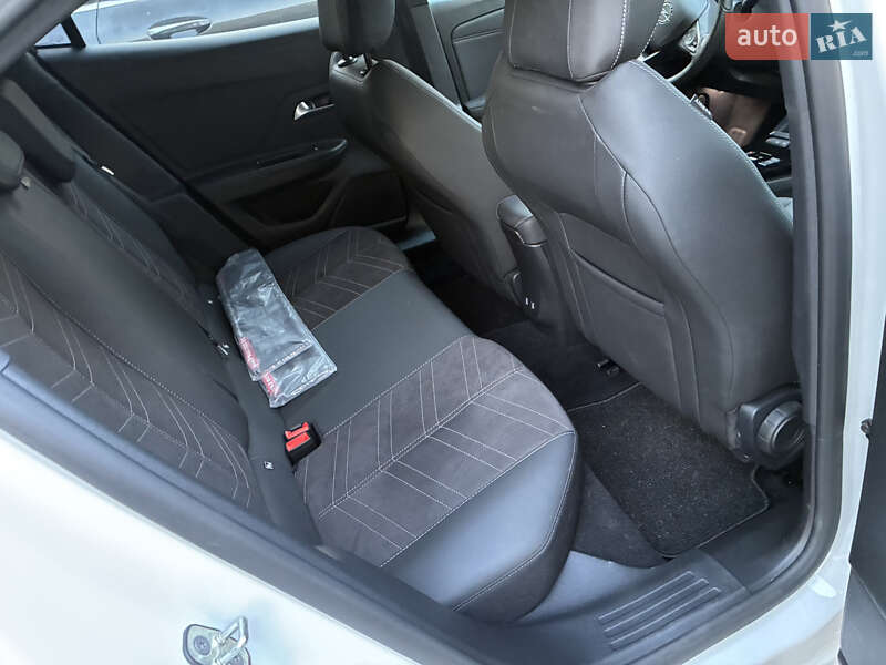 Позашляховик / Кросовер Opel Mokka-e 2023 в Києві