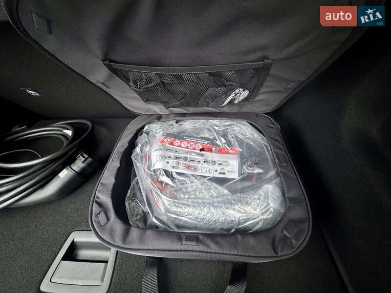 Позашляховик / Кросовер Opel Mokka-e 2023 в Луцьку