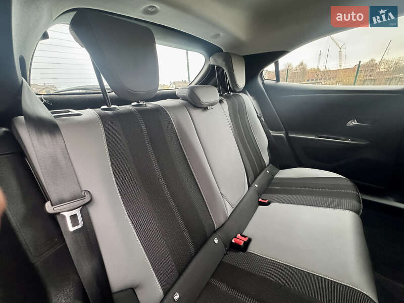 Позашляховик / Кросовер Opel Mokka-e 2023 в Луцьку