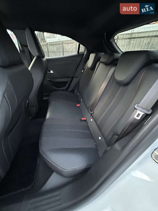 Внедорожник / Кроссовер Opel Mokka-e 2021 в Днепре