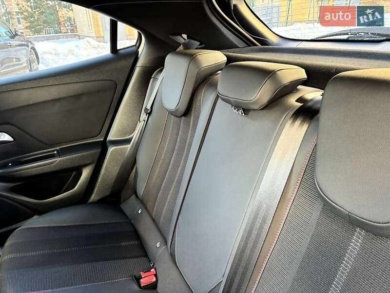 Внедорожник / Кроссовер Opel Mokka-e 2023 в Киеве