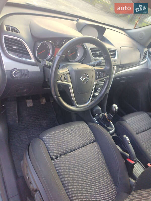 Внедорожник / Кроссовер Opel Mokka 2015 в Ивано-Франковске