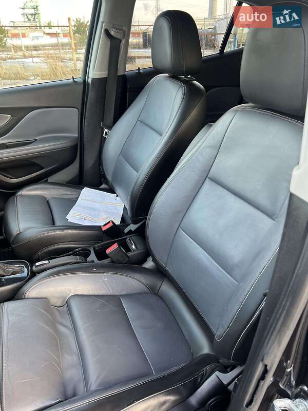 Внедорожник / Кроссовер Opel Mokka 2012 в Луцке