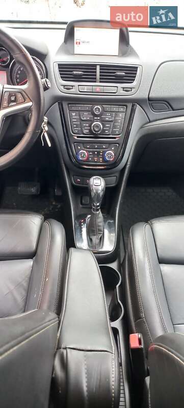 Внедорожник / Кроссовер Opel Mokka 2012 в Луцке