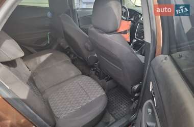 Внедорожник / Кроссовер Opel Mokka 2016 в 