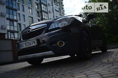 Позашляховик / Кросовер Opel Mokka 2014 в Львові