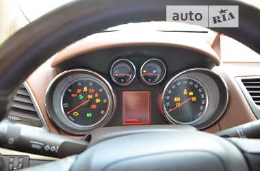 Внедорожник / Кроссовер Opel Mokka 2014 в 