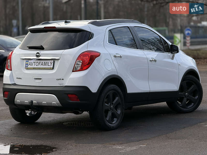 Позашляховик / Кросовер Opel Mokka 2012 в Києві