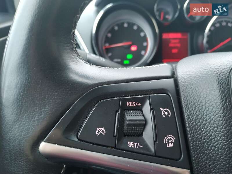 Внедорожник / Кроссовер Opel Mokka 2016 в Виннице