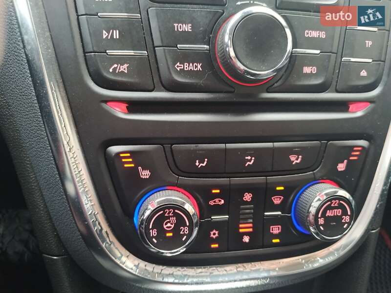 Внедорожник / Кроссовер Opel Mokka 2016 в Виннице