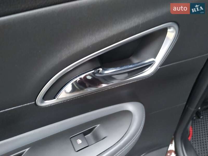 Внедорожник / Кроссовер Opel Mokka 2016 в Виннице