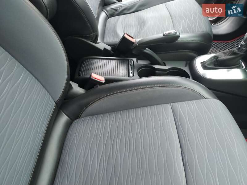 Внедорожник / Кроссовер Opel Mokka 2016 в Виннице