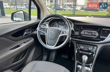 Позашляховик / Кросовер Opel Mokka 2017 в 