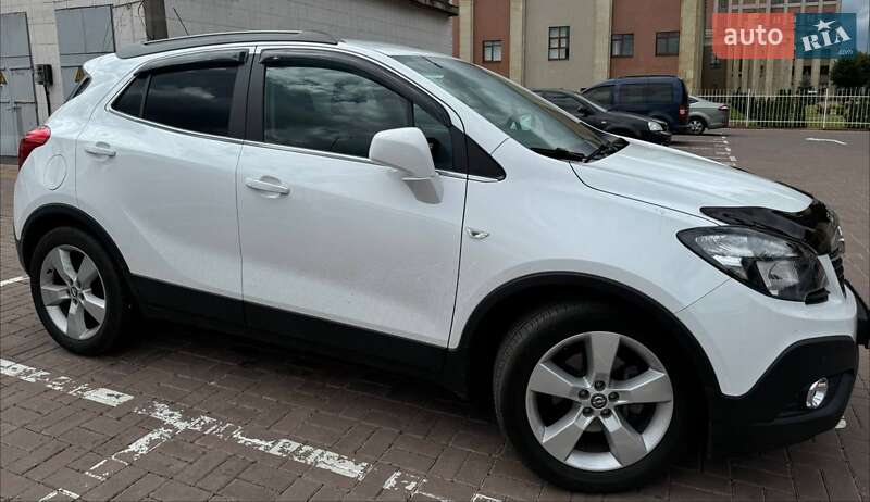 Позашляховик / Кросовер Opel Mokka 2015 в Києві