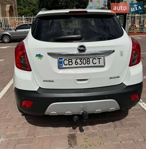 Позашляховик / Кросовер Opel Mokka 2015 в Києві