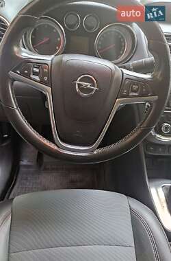 Внедорожник / Кроссовер Opel Mokka 2013 в 