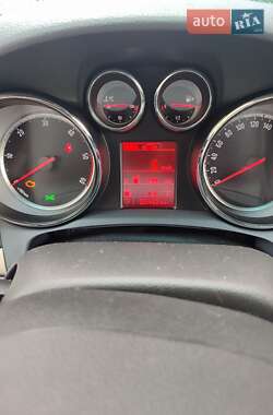 Внедорожник / Кроссовер Opel Mokka 2013 в 