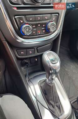 Внедорожник / Кроссовер Opel Mokka 2013 в 
