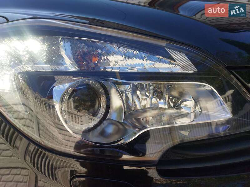 Позашляховик / Кросовер Opel Mokka 2014 в Звягелі