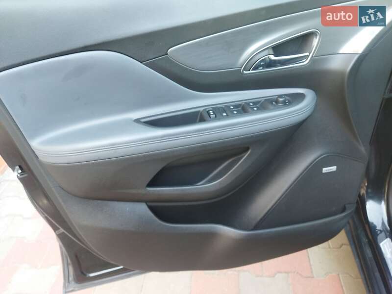 Позашляховик / Кросовер Opel Mokka 2014 в Звягелі