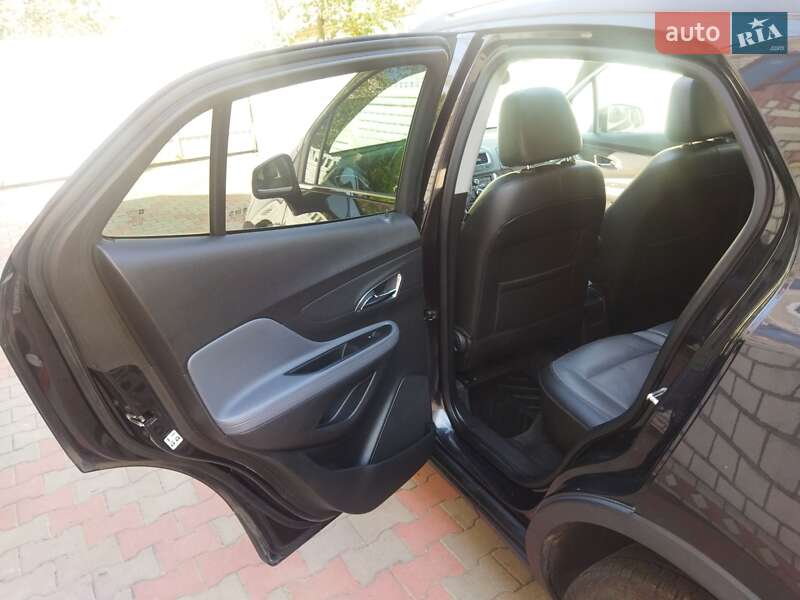 Позашляховик / Кросовер Opel Mokka 2014 в Звягелі