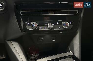 Внедорожник / Кроссовер Opel Mokka 2023 в 
