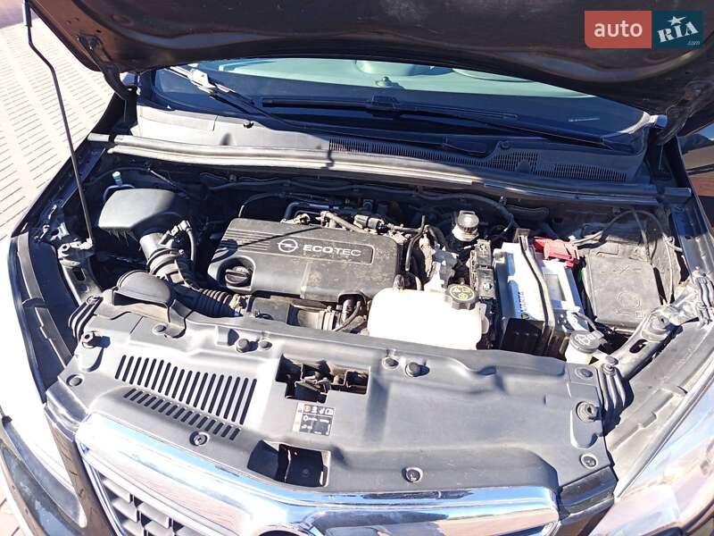 Внедорожник / Кроссовер Opel Mokka 2012 в Луцке