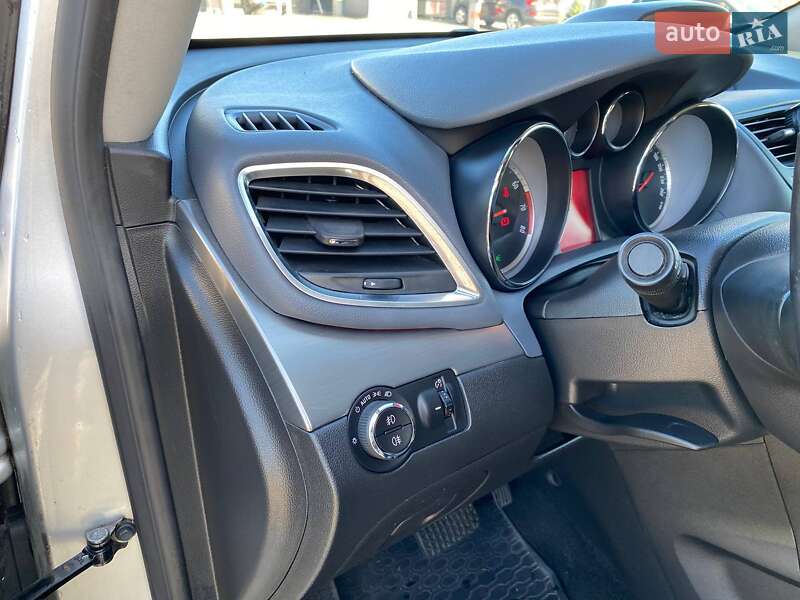 Внедорожник / Кроссовер Opel Mokka 2015 в Львове фото 15 Внедорожник / Кроссовер Opel Mokka 2015 в Львове