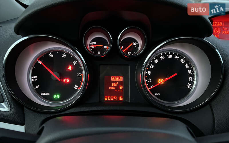 Позашляховик / Кросовер Opel Mokka 2016 в Львові