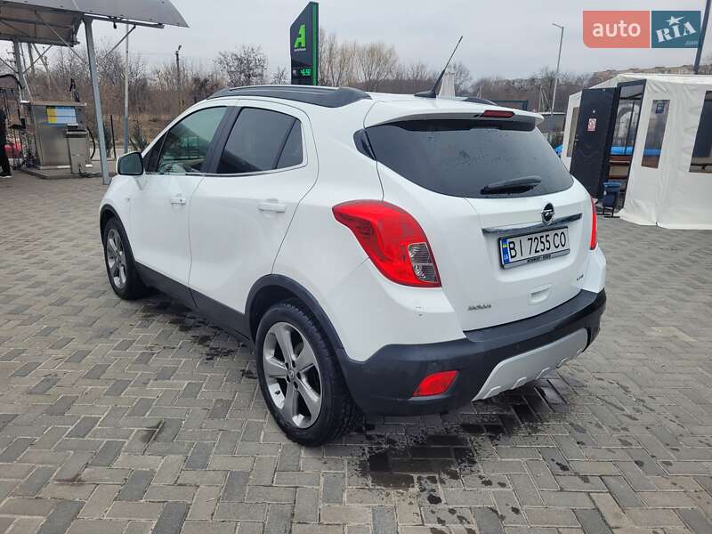 Внедорожник / Кроссовер Opel Mokka 2015 в Полтаве
