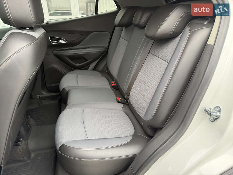 Внедорожник / Кроссовер Opel Mokka 2016 в Виннице