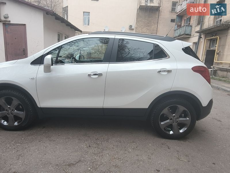 Позашляховик / Кросовер Opel Mokka 2013 в Одесі