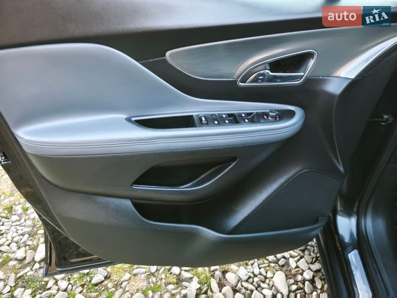 Позашляховик / Кросовер Opel Mokka 2015 в Коломиї