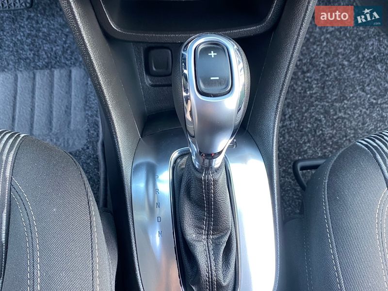 Позашляховик / Кросовер Opel Mokka 2015 в Коломиї