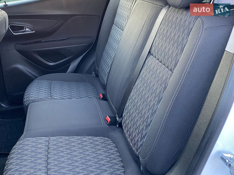 Позашляховик / Кросовер Opel Mokka 2015 в Коломиї