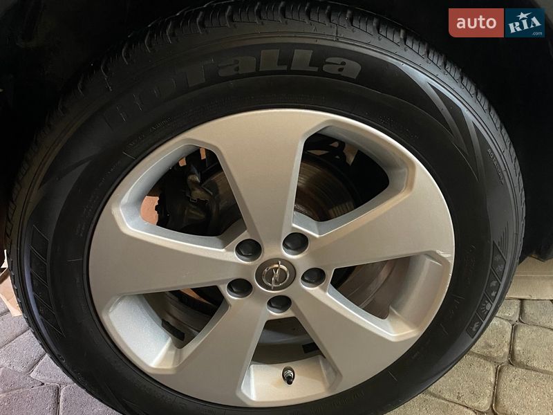 Позашляховик / Кросовер Opel Mokka 2015 в Коломиї