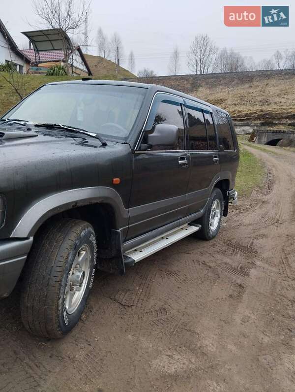 Позашляховик / Кросовер Opel Monterey 1995 в Лазещині