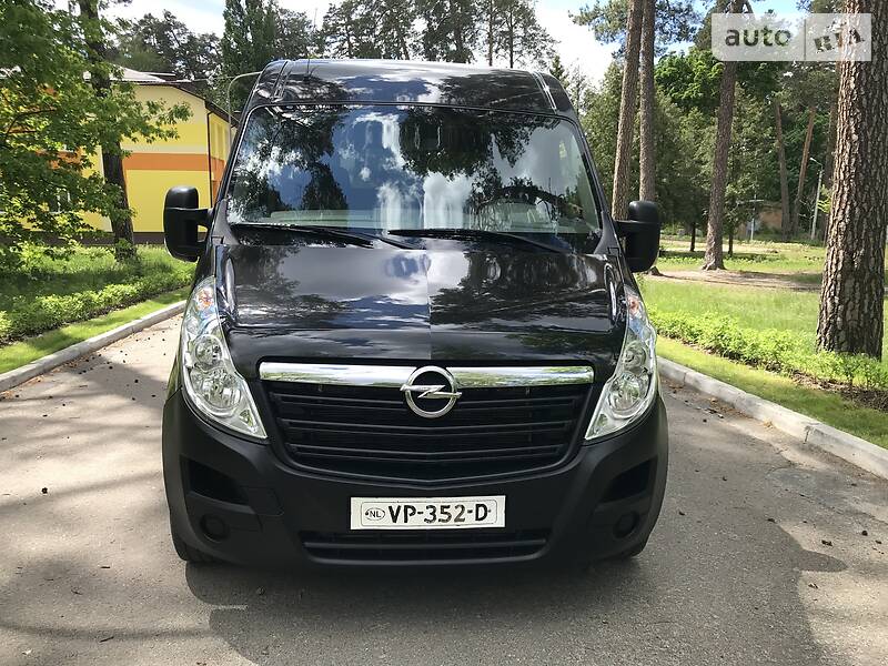 Вантажопасажирський фургон Opel Movano 2016 в Києві
