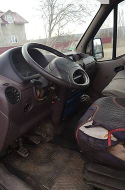 Грузовой фургон Opel Movano 2000 в 