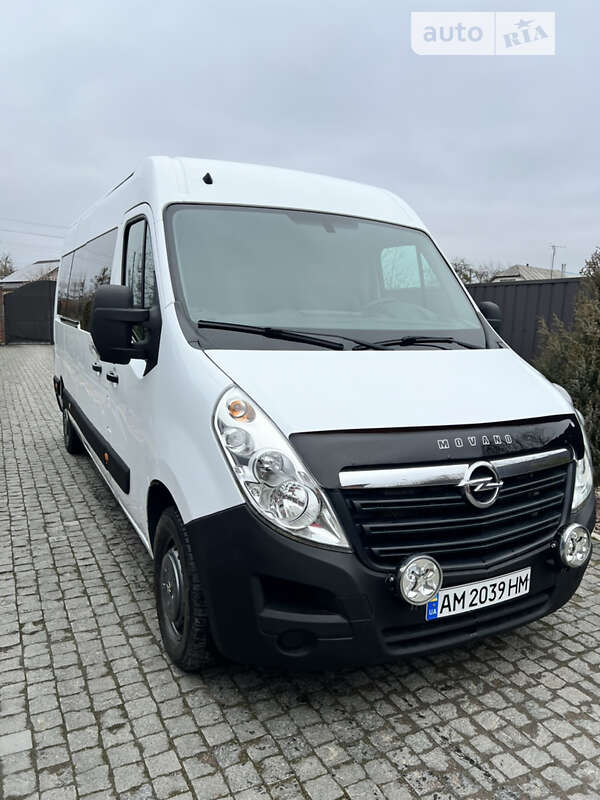 Вантажопасажирський фургон Opel Movano 2018 в Коростені