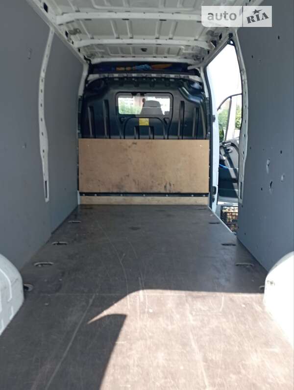 Грузовой фургон Opel Movano 2015 в Черкассах